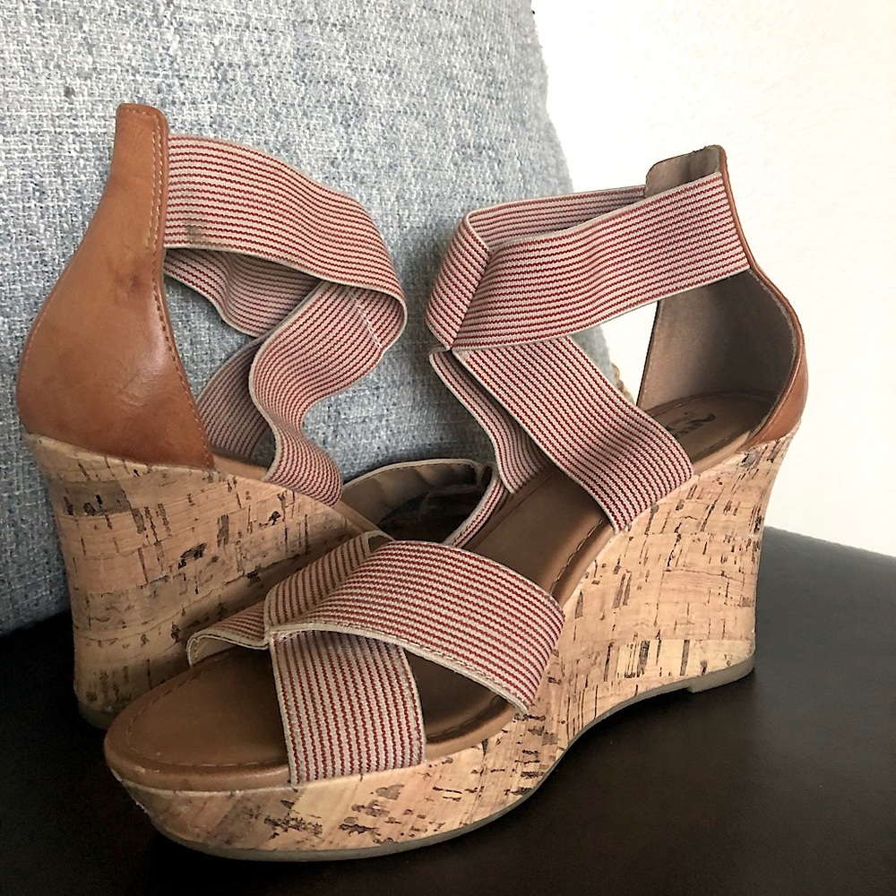 𝐀𝐫𝐢𝐳𝗼𝐧𝐚 𝐉𝐞𝐚𝐧 𝐂𝗼. Wedges - Picture 6 of 16